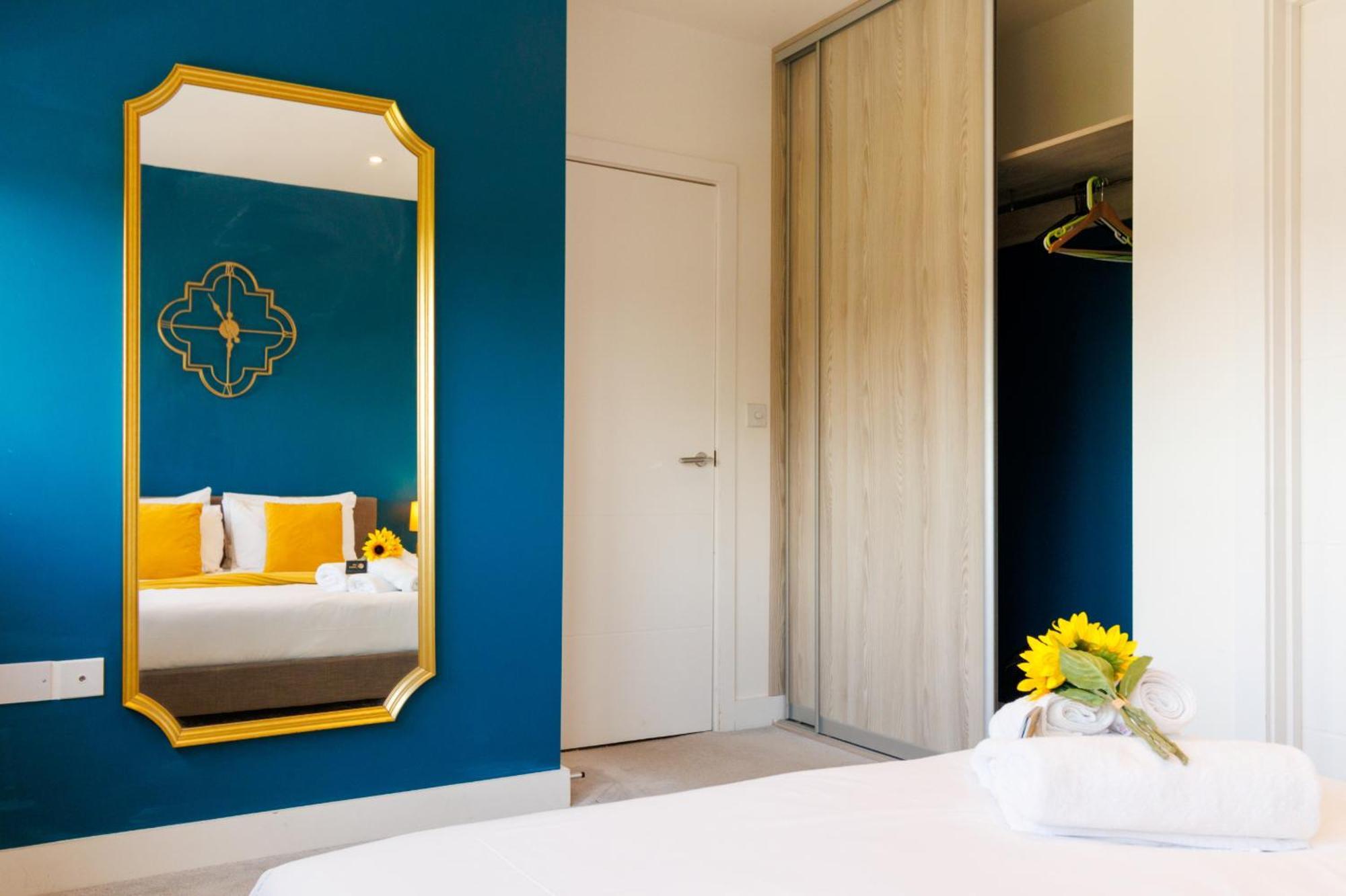 City Centre, Sleeps 7, Stunning Views & Parking, Interconnected Rooms Long Stay Work Contractor Leisure, Diamond Penthouse CBG Exterior foto