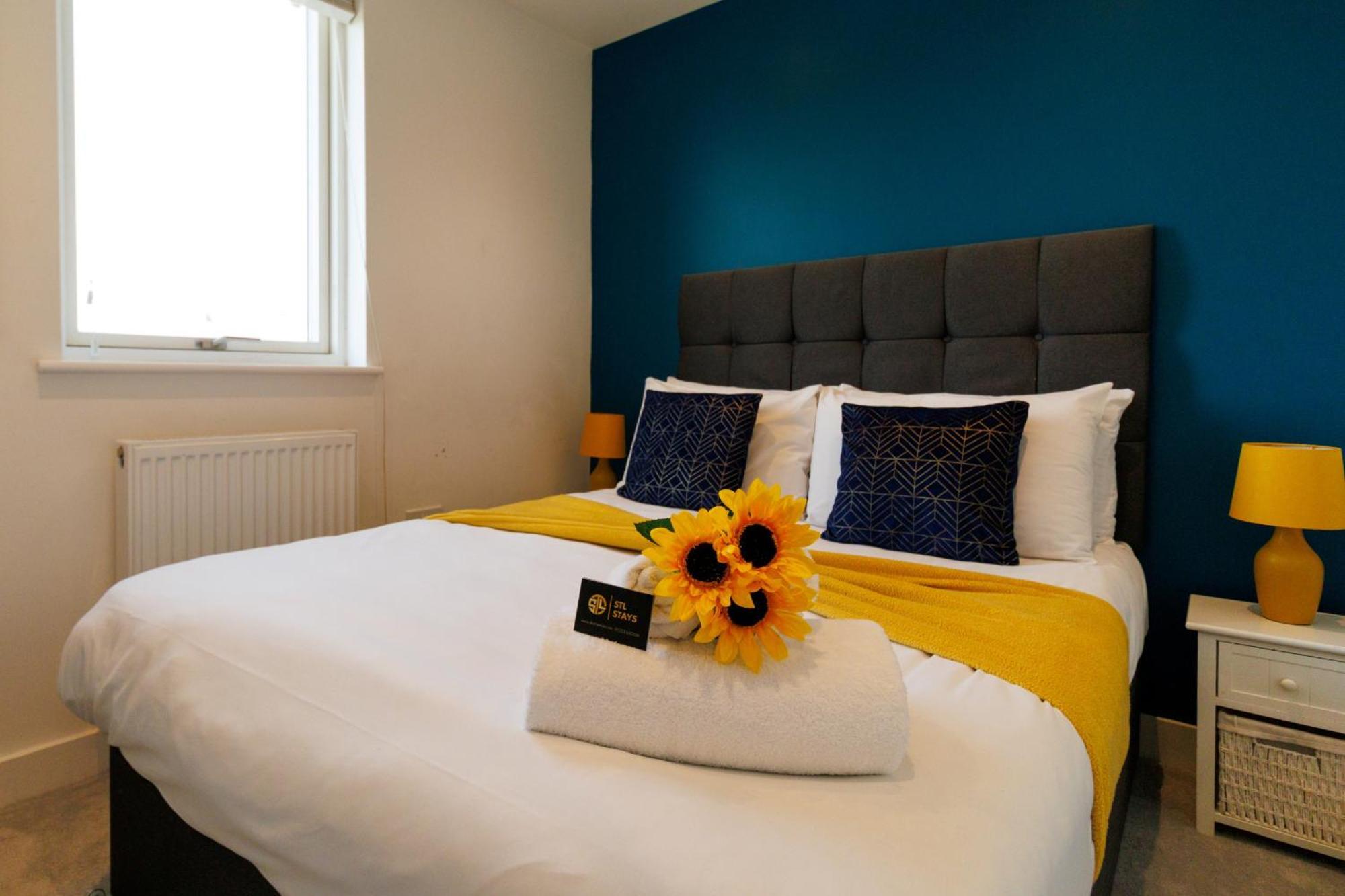 City Centre, Sleeps 7, Stunning Views & Parking, Interconnected Rooms Long Stay Work Contractor Leisure, Diamond Penthouse CBG Exterior foto